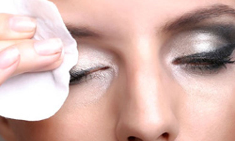eye-makeup-cleansing-skin