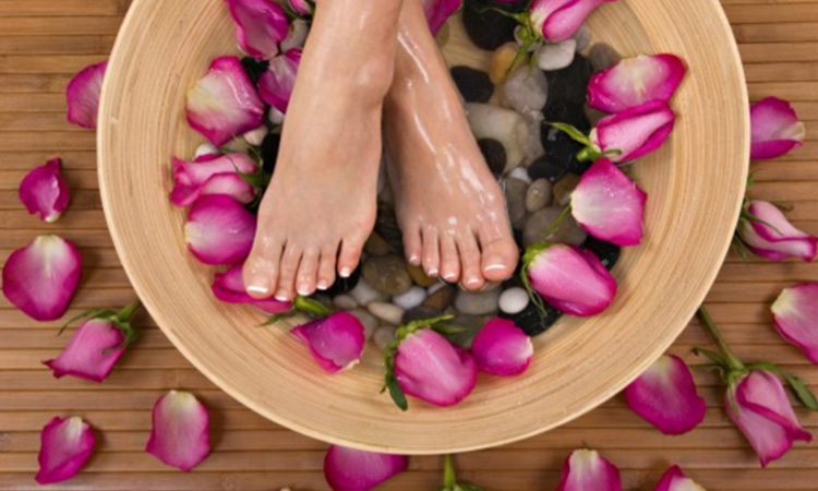 Rose water on 6 Methods To Eliminate Cracked Heels